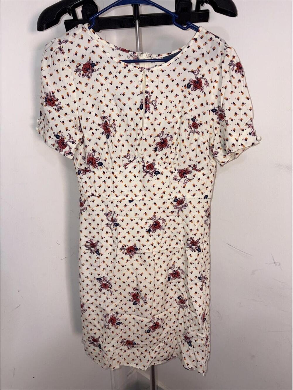 ModCloth‎ The Keyhole Story A-Line Dress White Floral Empire Size 6
